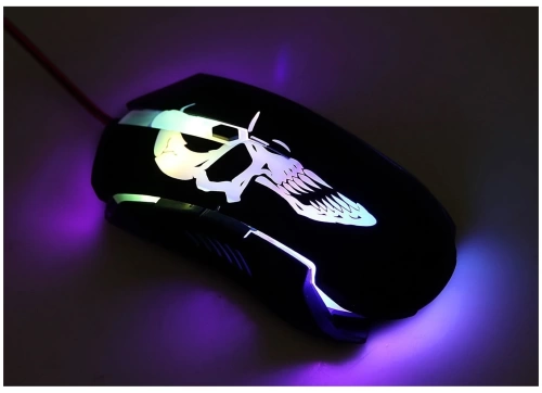 Мышь Qumo Axe M07 <светодиодная/2400dpi/6кнопок/черный/подсветка/USB>