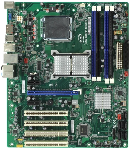 Материнская плата Intel (NUC7I3DNBE 958795)