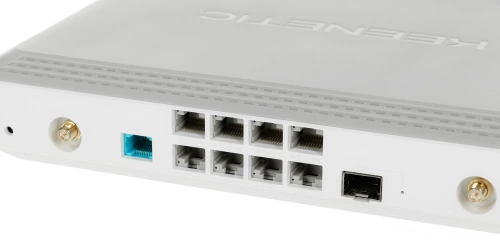 Маршрутизатор Keenetic Giant (KN-2610) (802.11n+ac 1267Mbit/2.4+5.0GHz/MU-MIMO/4x5dBi/8x1Gbit LAN/WAN/1xSFP/USB)